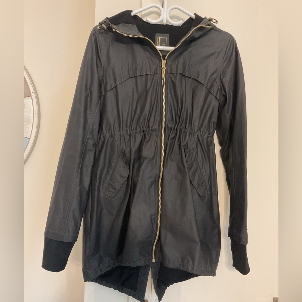 Mondetta Votre Choix Long Black Jacket/Raincoat